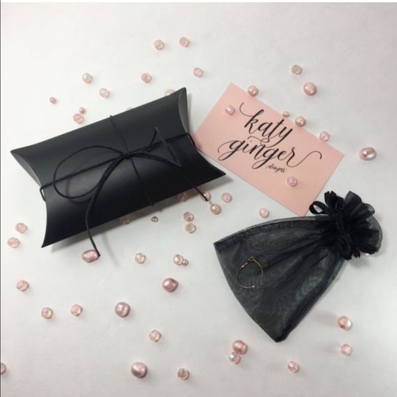 NWT KATY GINGER DESIGNS Cross Hoops - Picture 6 of 6